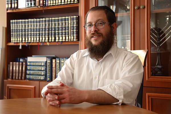 gwhatchet's tweet photo. .@ChabadGW will roll out a kosher food truck this summer https://t.co/EjqFkBQvLy https://t.co/c6ehkobibT