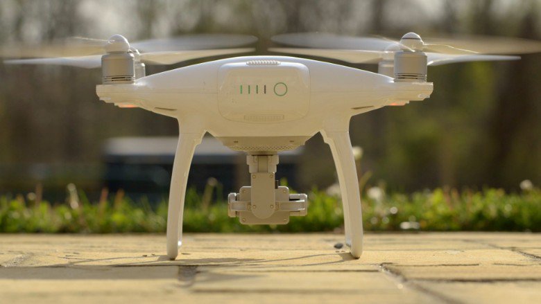 jsripatana's tweet image. CostaCoffee© needs to buy one of this super drone DJI phantom 4 and deliver my darn… fpme.link/rrGRvl