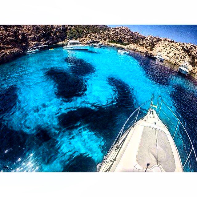 eliteservicesrl's tweet photo. Dio per il paradiso intendeva la Sardegna https://t.co/vPRZIDv2pW