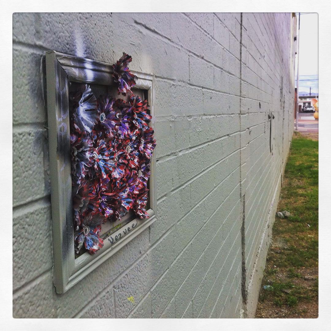 lostvagueus's tweet photo. Dead Flowers on https://t.co/xScmpBIyTk.
#18b #dtlv #lasvegas #LostVagueUs #streetart #streetartlasvegas https://t.co/0KYfDKtdpo