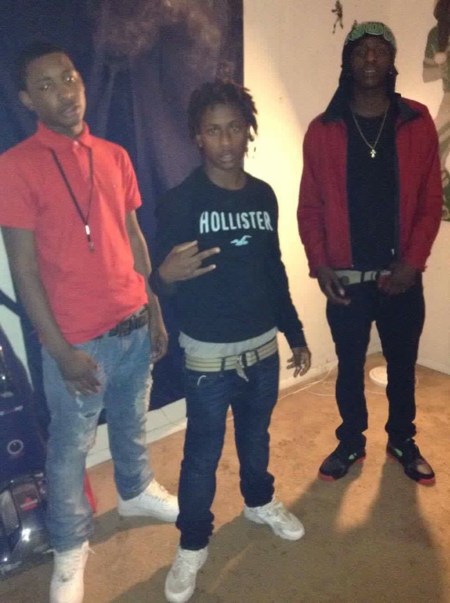 moremoney_ivan's tweet photo. Me and lil hamies reg shit 😈⛽️💸💸‼️♣️ https://t.co/xzw5u7PdXZ