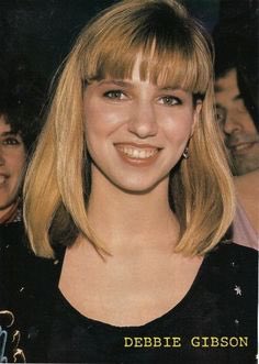 fanofDebbie9876's tweet photo. #picoftheday #bangs i love your haircut here @DebbieGibson !!! #GorgeousTruth ๐ https://t.co/BYEJq4SLdU