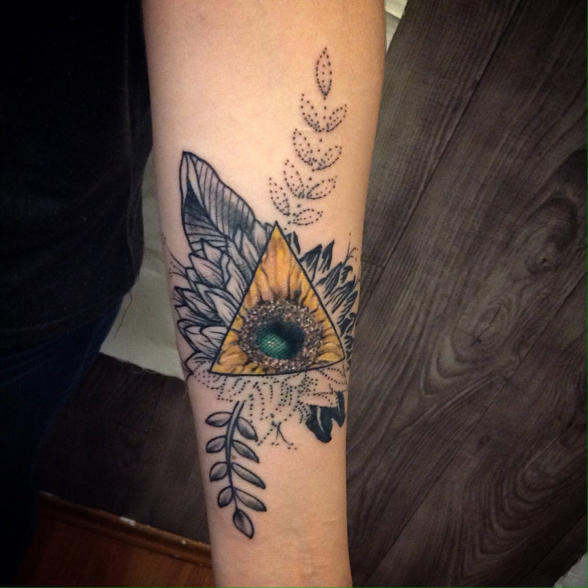 eddie__jimenez's tweet photo. 🤘Citas y cotizaciones para tatuajes al whatss app: 5525398373 @eddie__jimenez ♠️👊 #blackflagcrew  #eddie__jimenez https://t.co/X88Y0rZx21