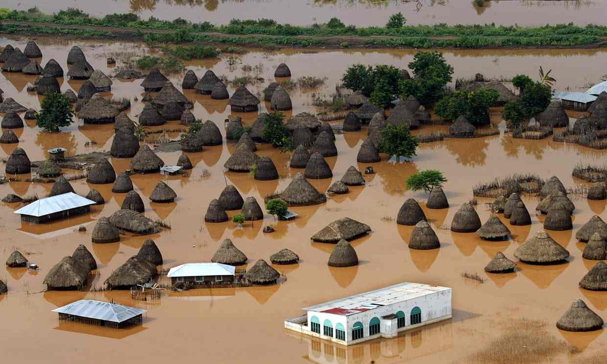 Climate change puts 1.3bn people &amp; $158tn at risk
theguardian.com/business/2016/… need better city planning