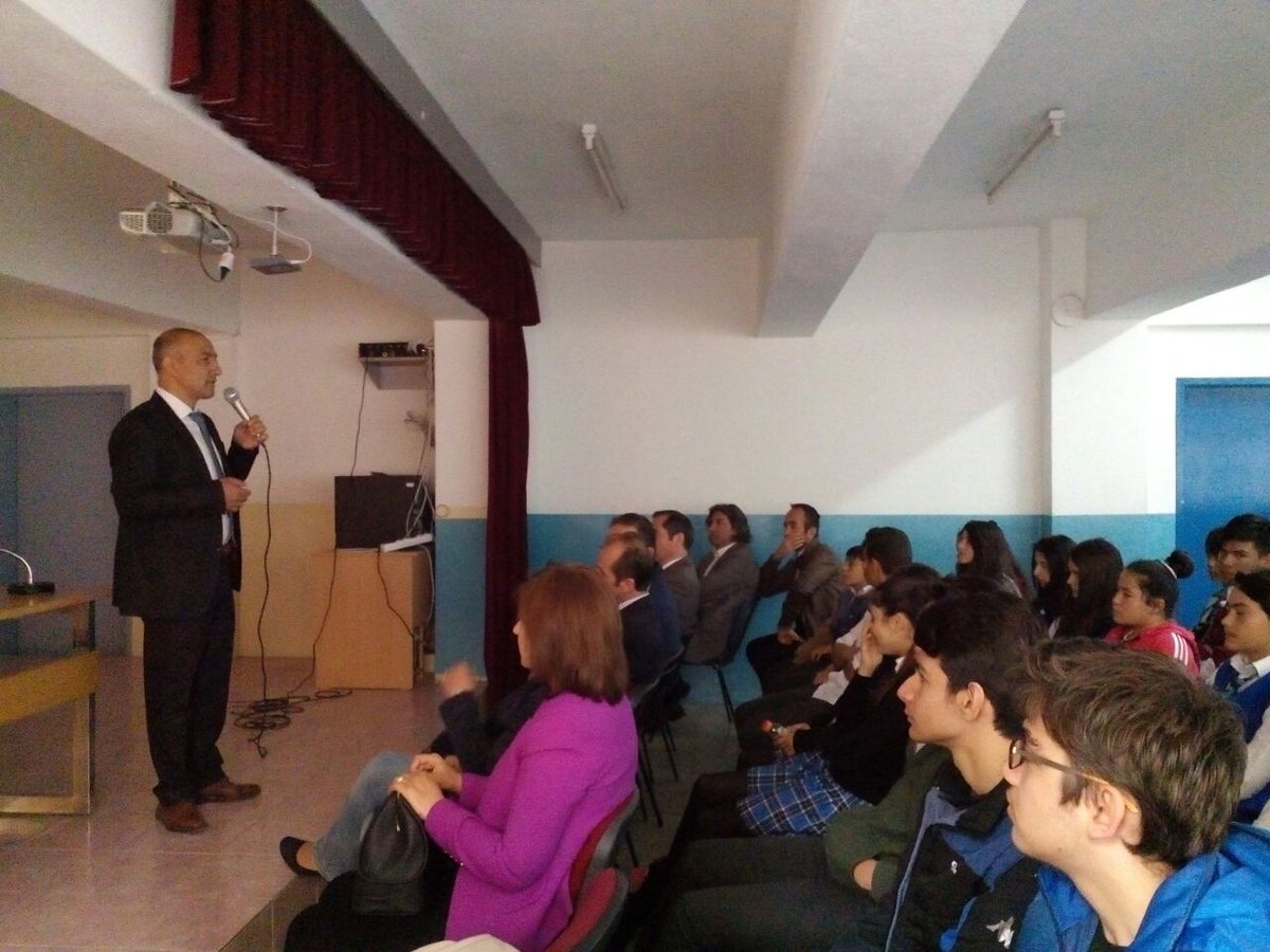 Çorum Eti Anadolu Lisesi Okulumuzu Tanitiyoruz Çalışmaları kapsamında komşu ortaokullarda.