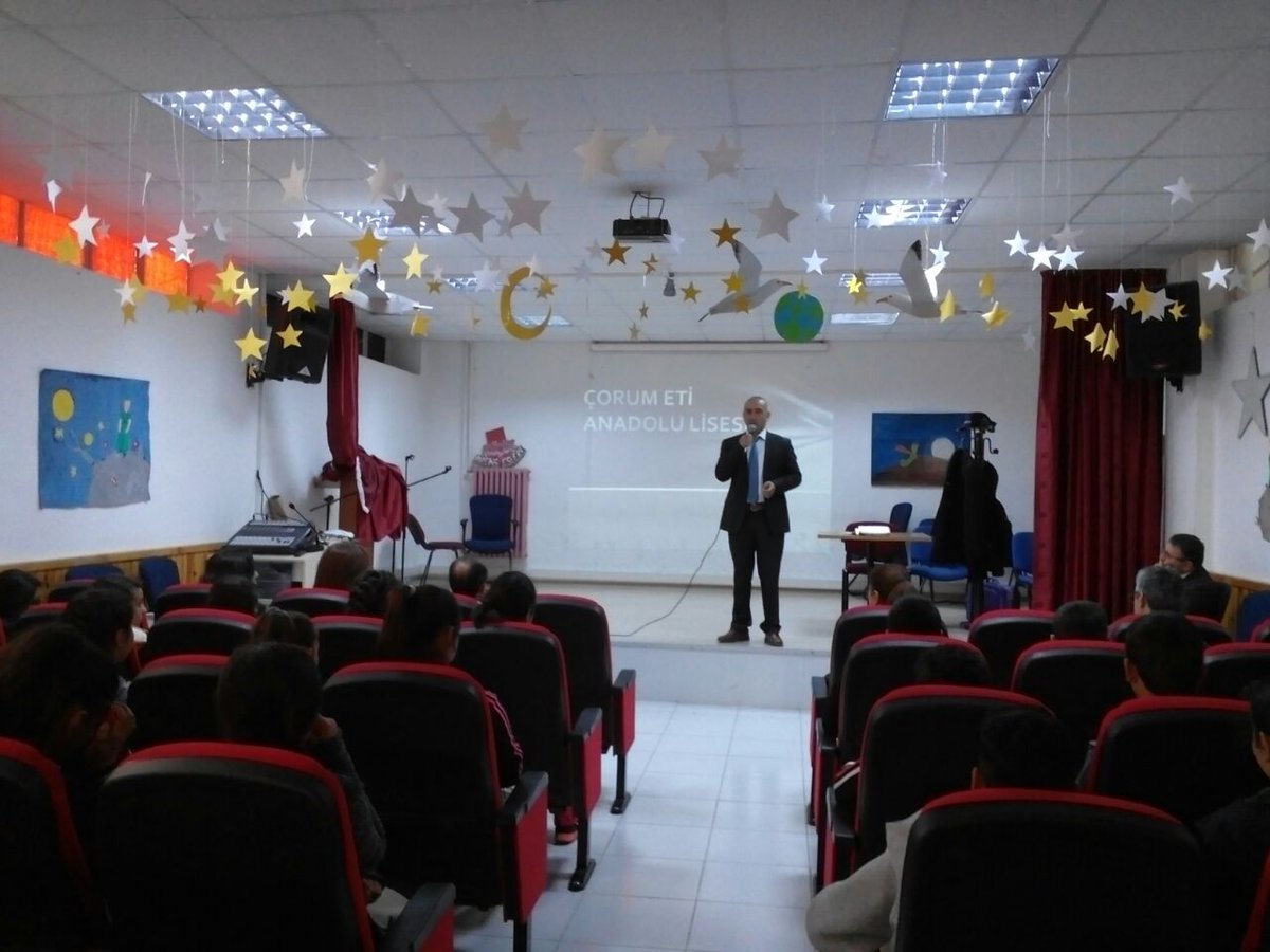 Çorum Eti Anadolu Lisesi başarısını artırmak için teog sonrasi tercih yapacak ogrencilere okullarını tanıtıyor