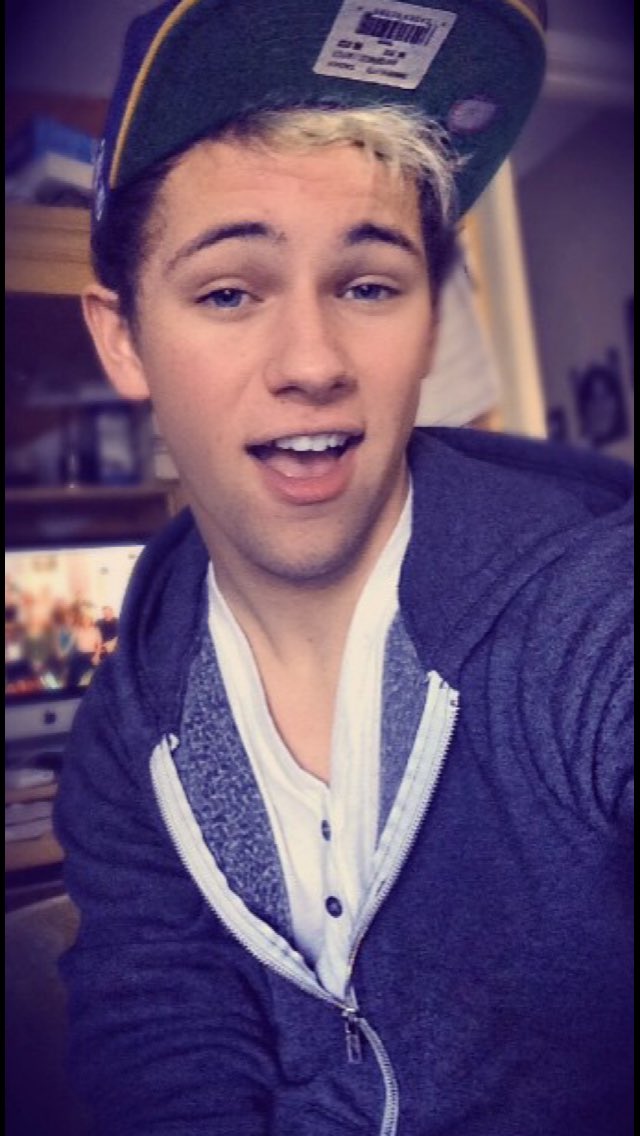 TheTideFran's tweet photo. On t'aime Austin😍
#RealsTidersLovesAustin
@TheTideAustin
-Drevi https://t.co/sLuWoUtFIE
