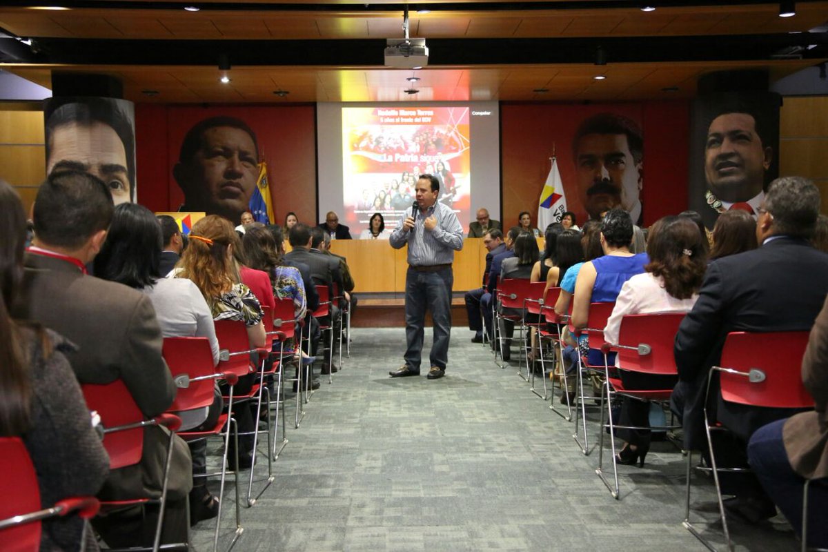 BcodeVenezuela's tweet photo. El BDV celebra los primeros 5 años de gestión de nuestro presidente @RmarcoTorres al frente de la institución https://t.co/JskCp5X9TR