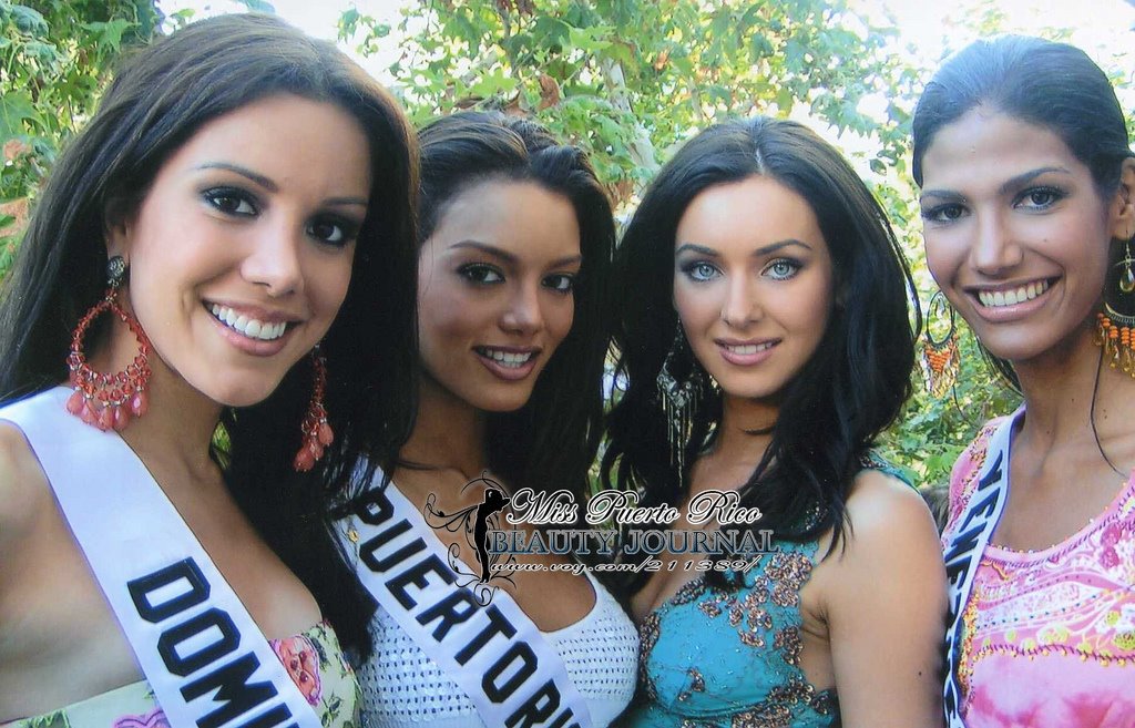 beautyjournalpr's tweet photo. @jictzadlareal 
@Zuleyka_Rivera 
@NatGlebova https://t.co/rTbMmqaOw8