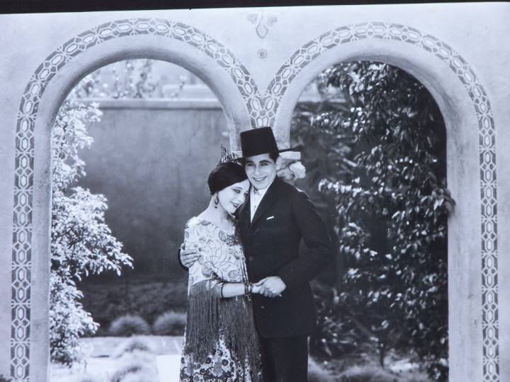 gloaeza's tweet photo. El monopolio que acabó con la época de oro del cine mexicano. https://t.co/Dr2V4R1871 https://t.co/su42C8PD2l