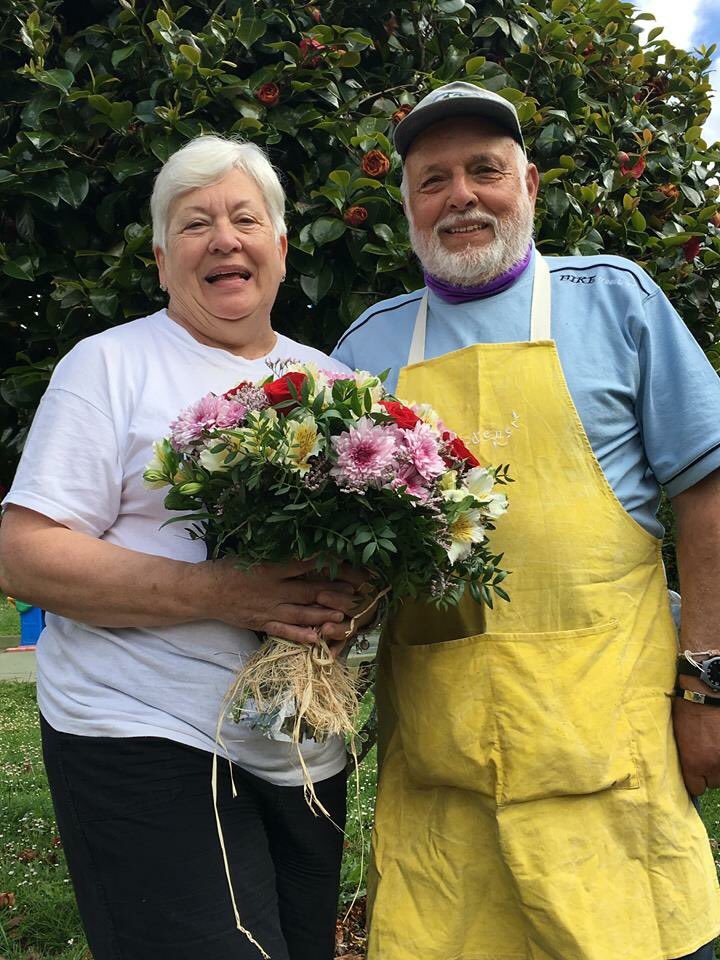 ConcelloCambre's tweet photo. Moitas felicidades aos nosos voluntarios Elisa e Manuel polas súas bodas de oro https://t.co/ggbQ3dyXVL