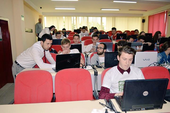 CodeWeekendFest's tweet photo. Highlights of our second #CodeWeekendFest. Learn #coding in only two days. #code #CWF2016 https://t.co/yvdQClPZdA