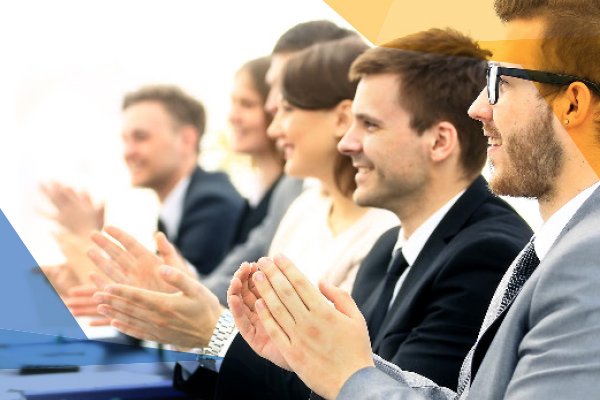 HRGrapevine's tweet photo. The Impact of Recognition: How to build a more 'human' workplace?

https://t.co/qC0wtGmQQP #HR https://t.co/G26e1f4P7a