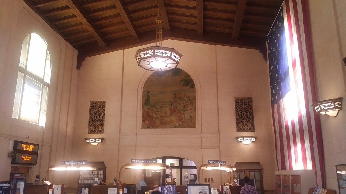 holgermu's tweet photo. Back when train stations looked like cathedrals - #SamJose @Caltrain still has some of the flair... https://t.co/yzv1cmuJlk
