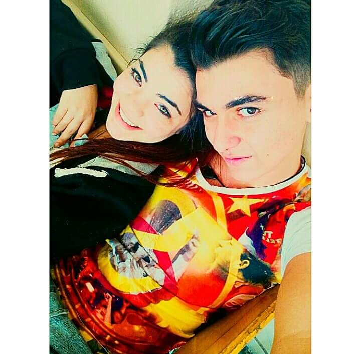 En büyük aşkım galatasaray ve galatasaray kadar sevdiğim GAMZEM