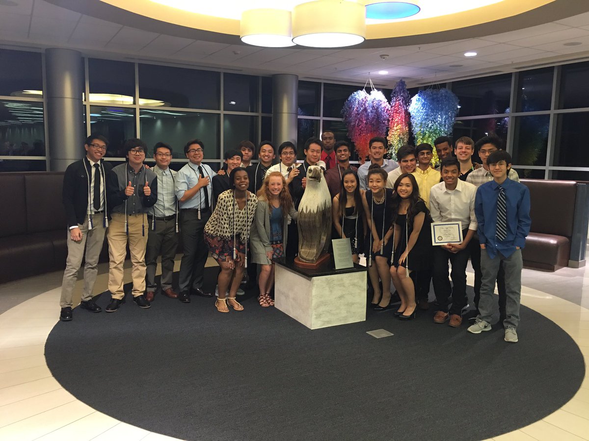 jkhelvey's tweet image. AHS 2015-16 Interact Club. Great work! @AllenInteract