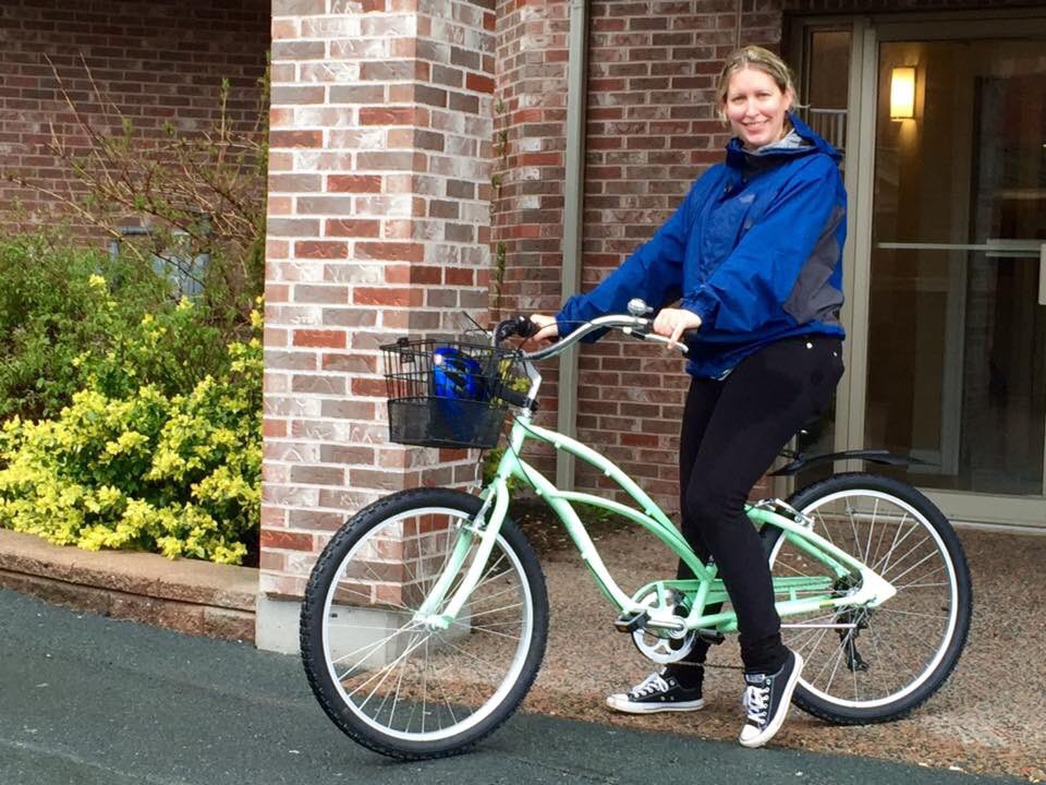 racheljacques5's tweet photo. Love my new Cruiser ❤️ #CycleSmith #electrabike #mintgreen #ilovethiscity #Halifax #cruiser https://t.co/CNDLln5d9a