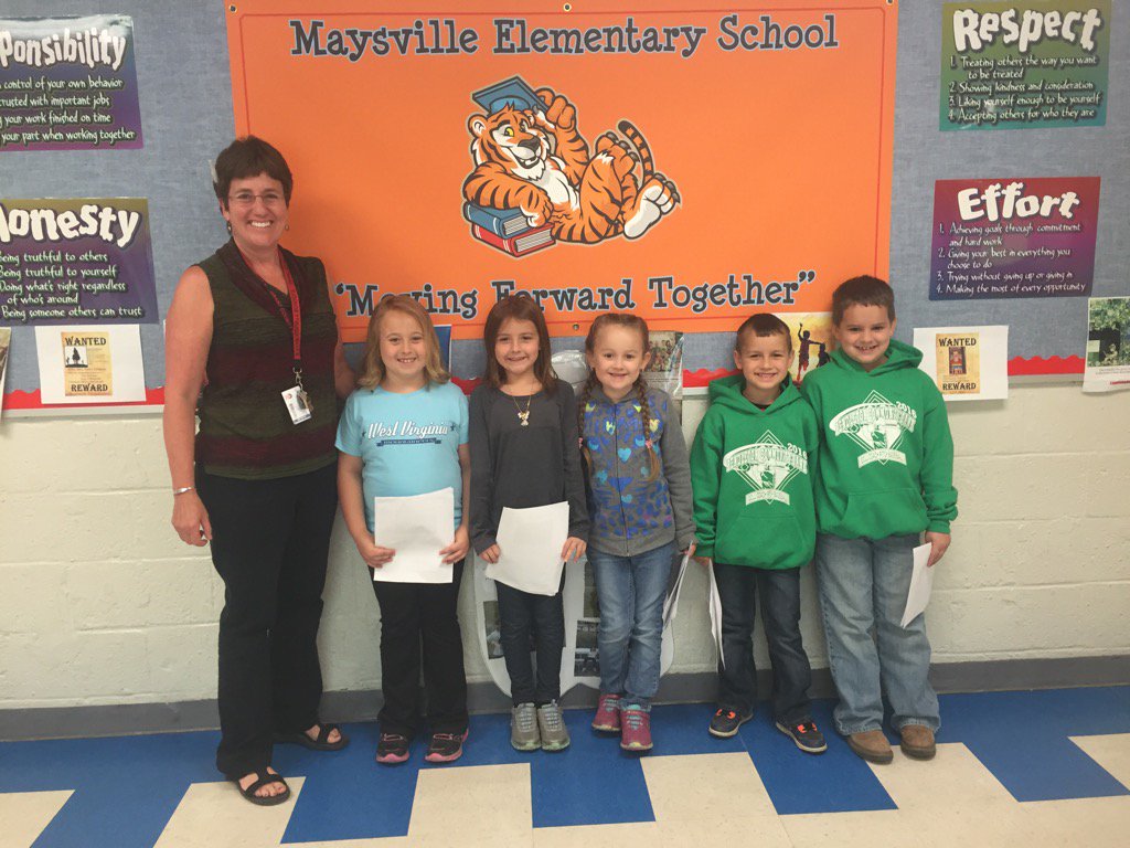 MESWV's tweet photo. Mrs. Wilson and her 1st grade students were so excited--they read more words per minute today!!!👍#ShowcaseMES https://t.co/6wdSJE1JjD