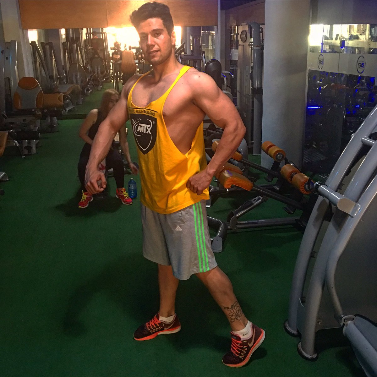 Bruno__BMG's tweet photo. #mensphysique #roadtocompetition2016 #enforma24 @MTXBody https://t.co/fh4EDaOeXY
