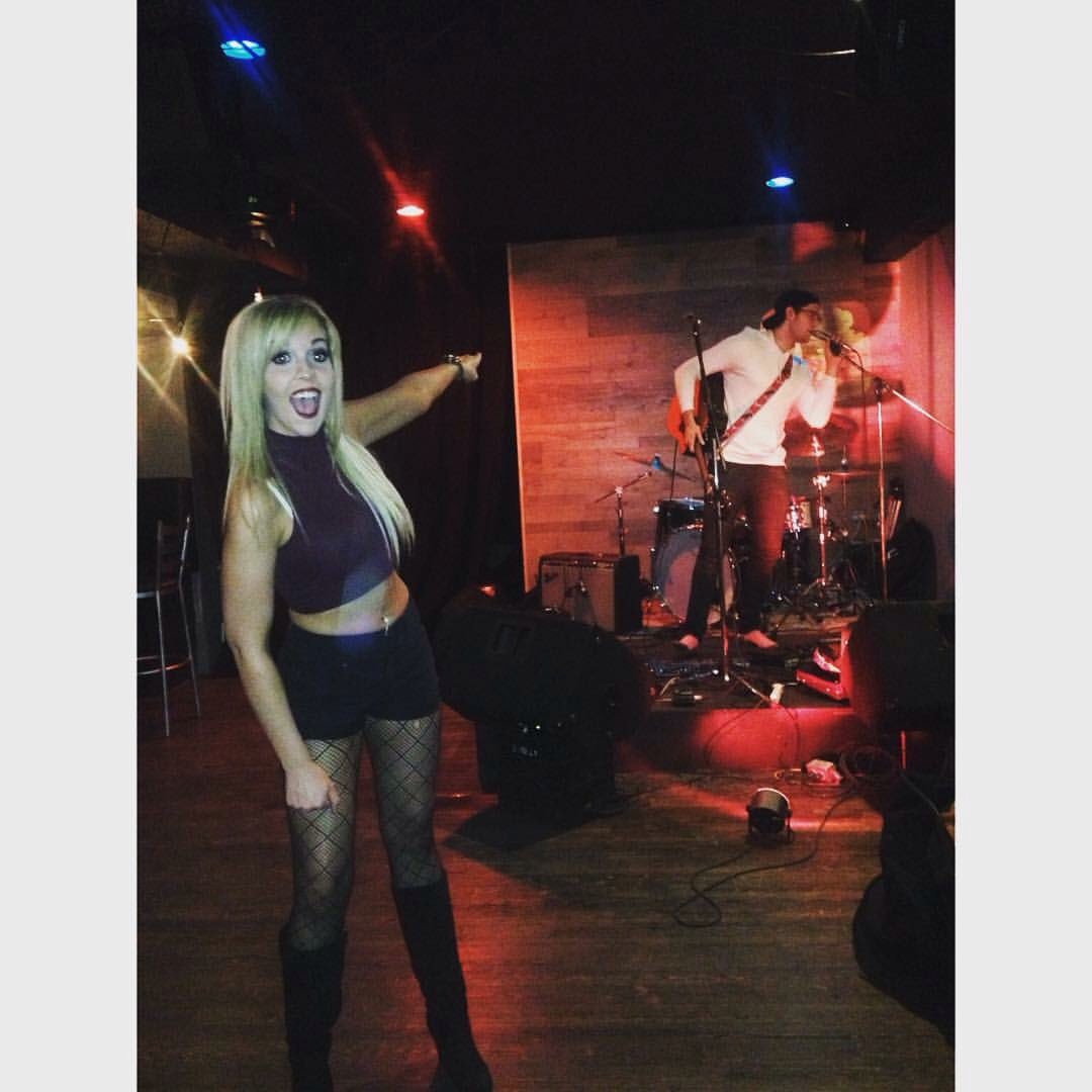 jessewerkman's tweet photo. Singing #music #newmusic #onstage #NewMusicMonday https://t.co/wsUzcKRbrZ