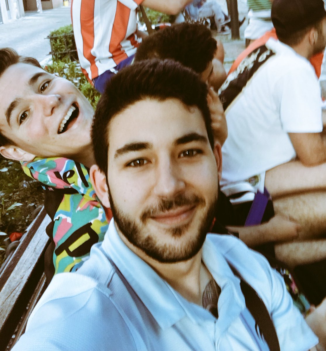 AlvaritoAlvarov's tweet photo. Hermano. ☺️🙀😼 https://t.co/oZA933bfdS