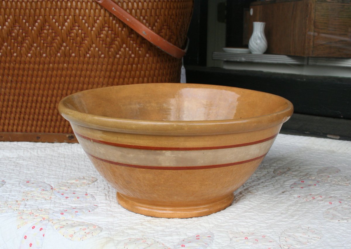 TheAntiqueOlive's tweet photo. Large Antique Yellowware Bowl - 12.5" diameter #yellowware #vintage #bowls #shoplocal #shopsmall #RidgefieldCT https://t.co/kl6QNhaPHX