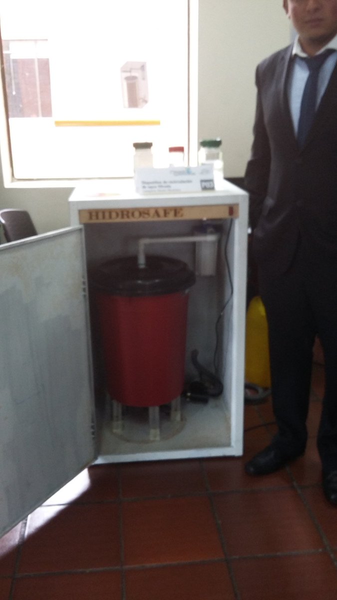inmc_mhid's tweet photo. El #IngenieroMecanico de @Escuelaing piensa sostenible .Dispositivo para reciclaje del agua para lavadora doméstica https://t.co/cmKC1pdrU3