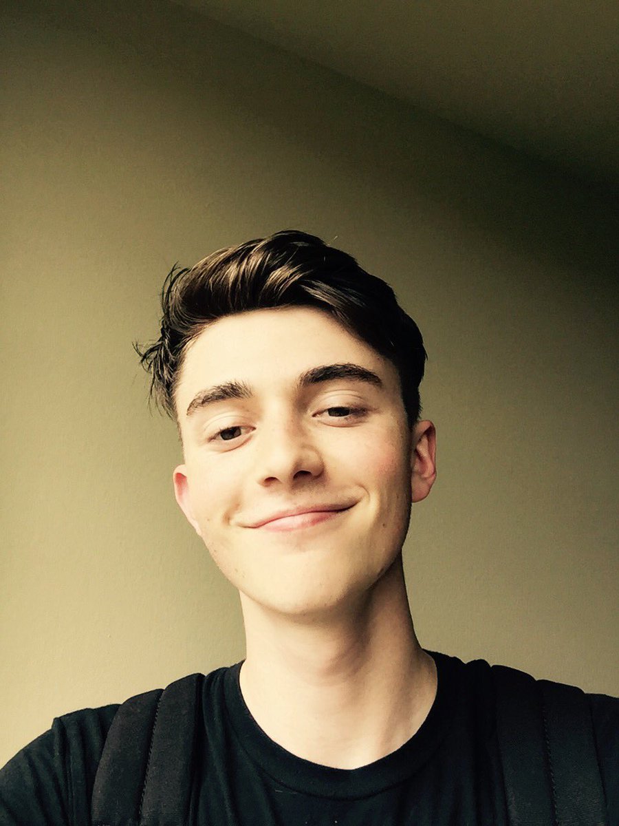 Greyson chance. Greyson myles. Грейсон вещи джонни. Иморука ченс. Greyson chance и его парень.