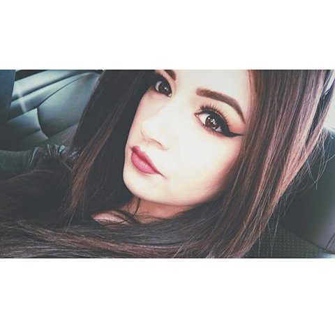 xChrissyStylesx's tweet photo. No siempre conseguimos lo que queremos, pero tarde o temprano la vida no concede aquello que merecemos. https://t.co/HEOr6l6Shq