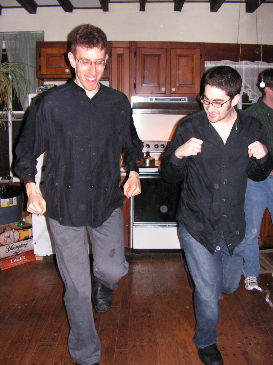 AlarmWillSound's tweet image. .@AlanPierson dancing with @mattmarks. Anybody remember the song? Was there a song? #AWS15