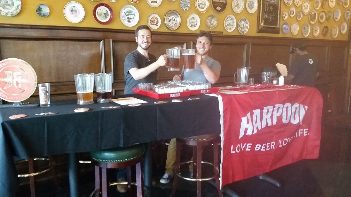 Plenty of incredible <a href="/harpoonbrewery/">Harpoon Brewery</a> &amp; <a href="/BreckBrew/">Breckenridge Brewery</a> beers on tap <a href="/FlyingSaucerSA/">Flying Saucer SA</a> for #ACBW! Cheers!  @BeneKeith_Bevs