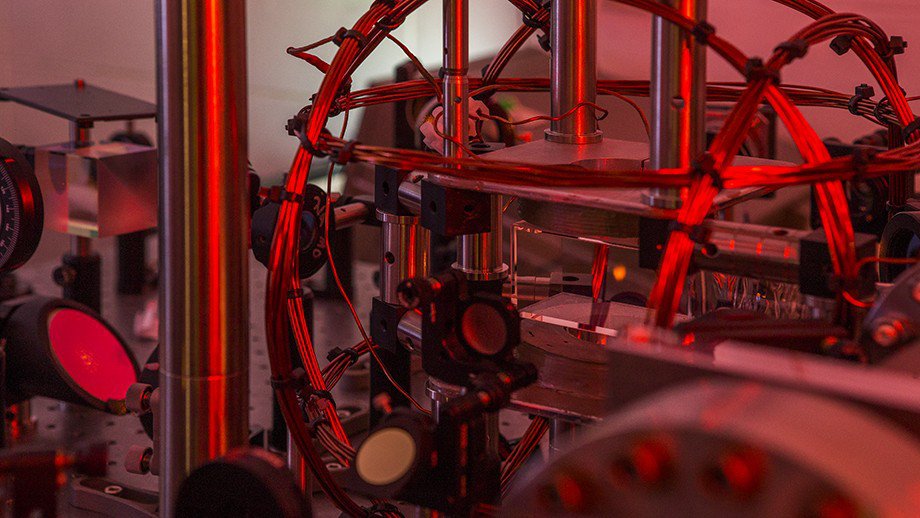 #AI learns and recreates Nobel-winning physics experiment techcrunch.com/2016/05/16/ai-…