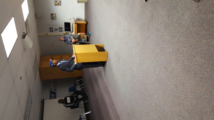 KyleNeddenriep's tweet image. Eron Gordon with the Seton Hall hat.