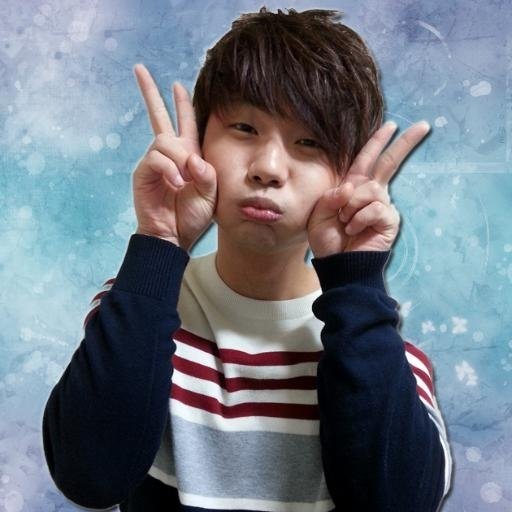 bdplove's tweet photo. Que bello que es neby π cada vez me enamoro mas de el #neby @nebyVlogs Oppa Saranghae π https://t.co/rxif0Y7sDR
