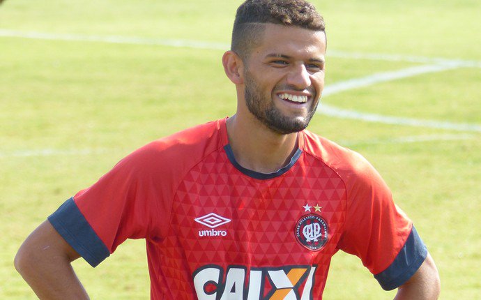Agente de Jadson diz que @atleticopr não irá renovar contrato do volante. 
glo.bo/27tCK0a
#FuracaoNoSporTV