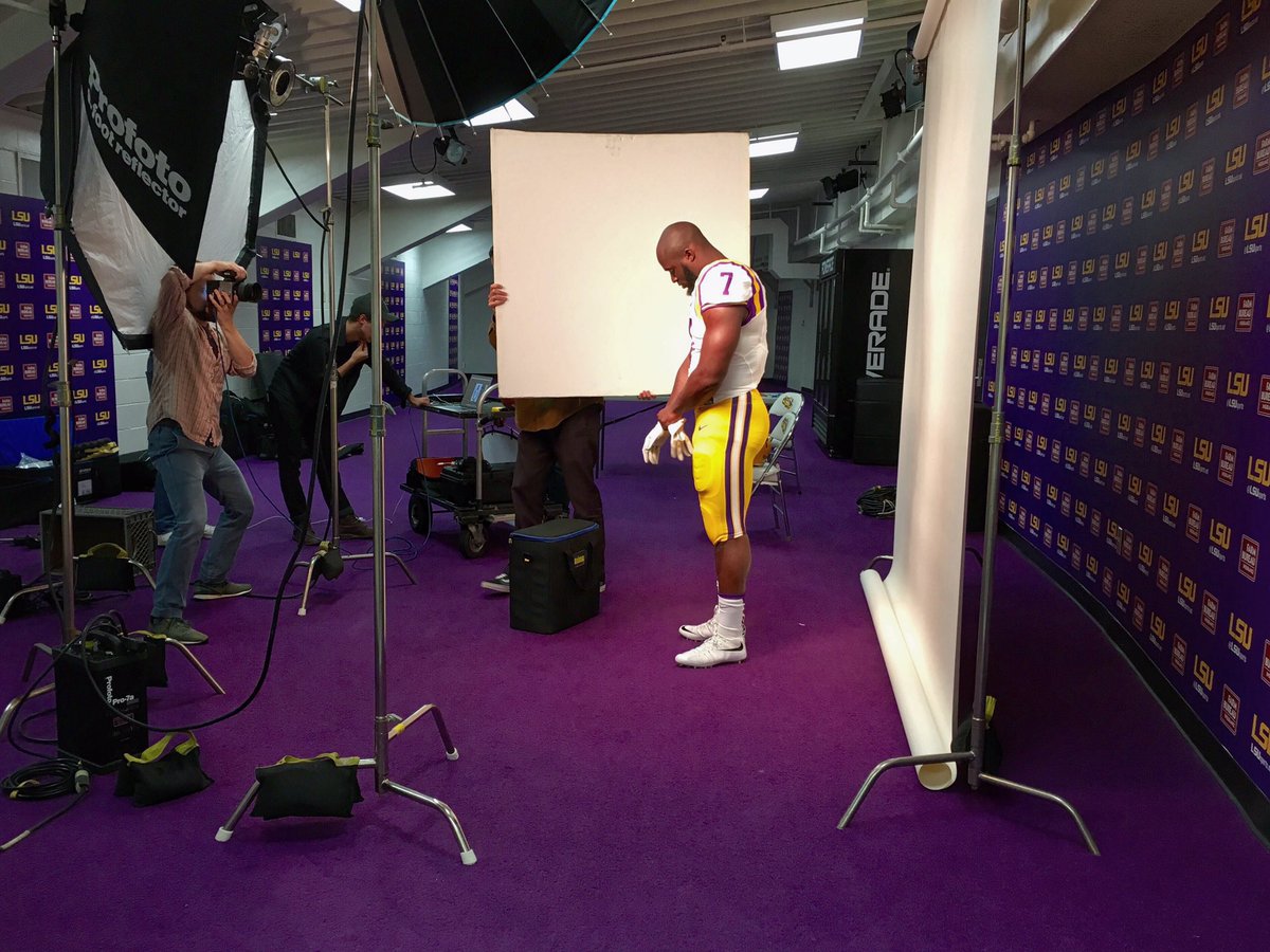 He appeared on the cover in October. Now <a href="/_fournette/">7⃣ Leonard Fournette</a> is on it again. Here's a behind-the-scenes pic from that shoot.