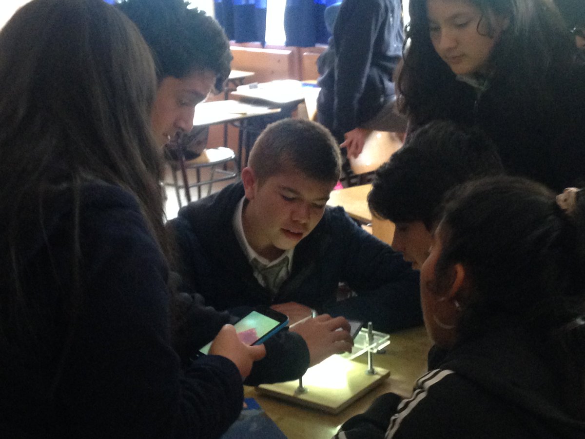 PixelOpenProj's tweet image. School Communities in Chile started their experience with the Yoshino smartphone microscope! goo.gl/h5A2LK