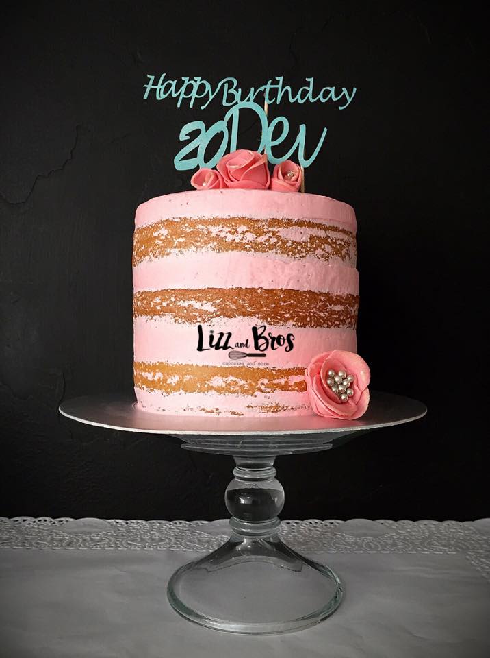 LizzandBros's tweet photo. #hermoso #nakedcake #pasteldesnudo #happybirthday @En_laDelValle @EnSantaFeMx #lizzandbros https://t.co/6tGMiuC9Mi