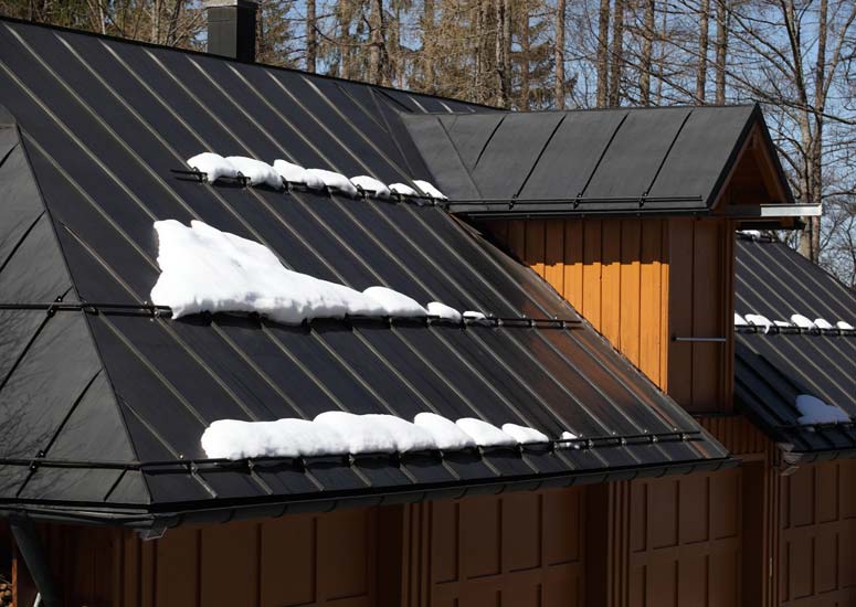 Pros &amp; Cons of #MetalRoofing |  buff.ly/1YwCRlo (via @hometipscom)