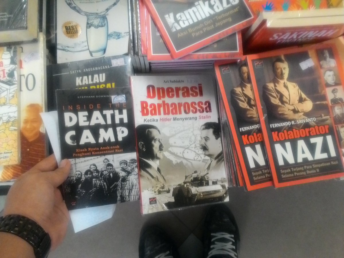 Atas dasar suka sejarah..
Selamat Hari Buku Nasional