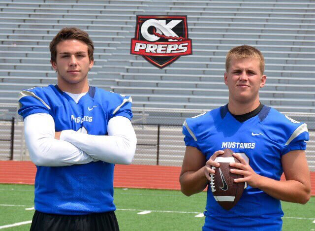 Offense/defense duo for <a href="/OologahF/">Oologah Football</a> <a href="/Casey_Base8/">Casey Base PT, DPT</a> &amp; Brock Martin (@btmartin09) #OKPreps