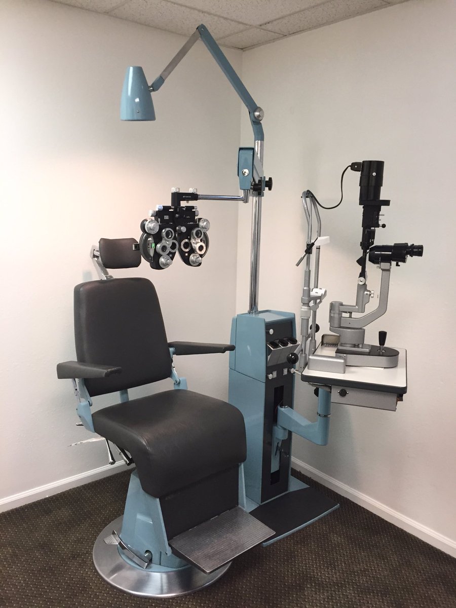 TheEyeCompany's tweet photo. A perfect retro chair and stand install today. https://t.co/eV9KXXqTvH