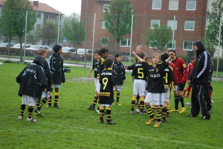 Robin Holm tweet media