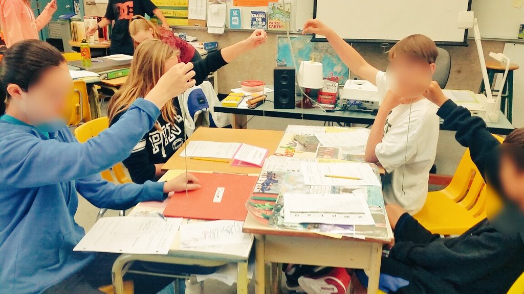 EBgrade6_7's tweet photo. Learning all about the Nervous System for our #unitofinquiry through station work #ibpyp #inquiry #ebdiv2 https://t.co/Un37upMVw3
