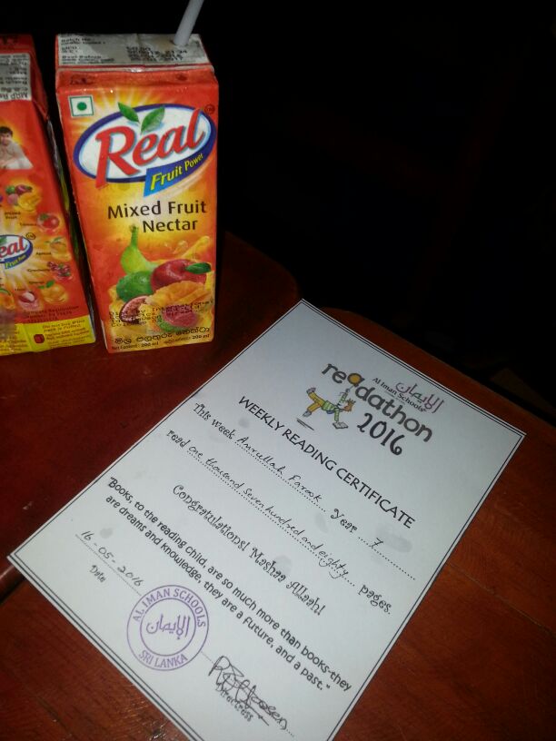 imanacad's tweet photo. They were the proud weekly winner of fruit juice. Mashaa Allaah! Keep the competition rolling. #Readthon2016 #read https://t.co/8Y2ez1cote