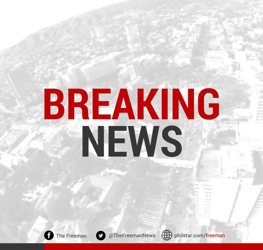 TheFreemanNews's tweet photo. DILG7 officials serve the suspension order vs 14 Cebu City officials, including Mayor Michael Rama, VM Edgar Labella https://t.co/6Yje3pZjEu