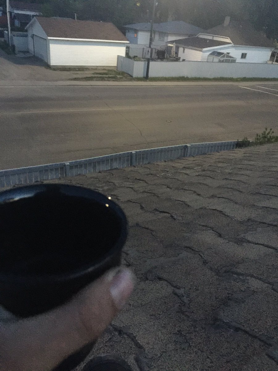 BerardLarry's tweet image. #roofcoffee #realizing a #fewthings thanks for the #textchat it was well needed