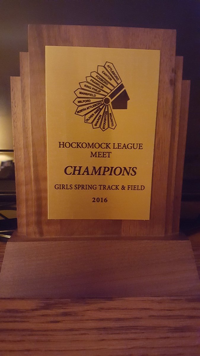NAHSGIRLSTRACK's tweet photo. @HockomockSports North Attleboro Girls Win Hock League Meet Championship in Track &amp; Field w/ a total of 115 points! https://t.co/gQliv3Nirg