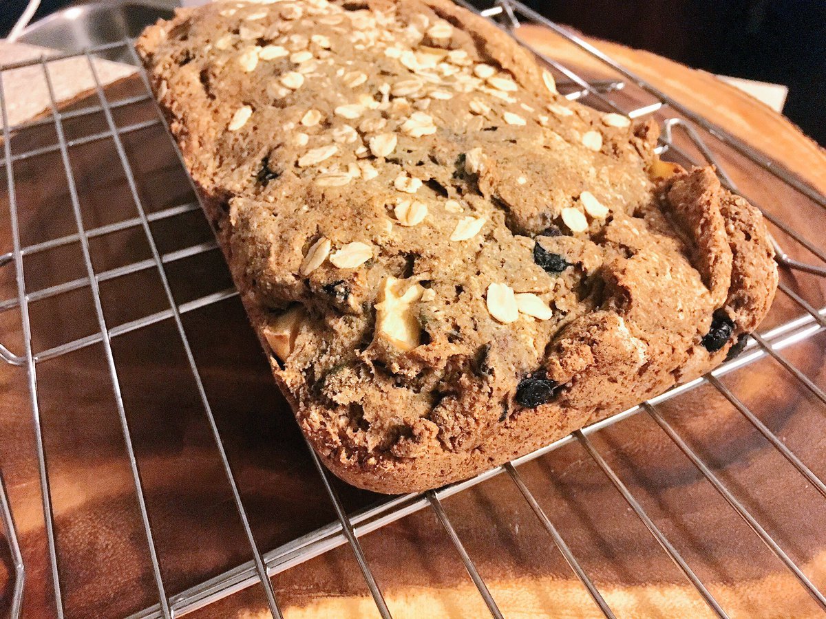thecanaryfiles's tweet photo. Thank You @greenjules for the recipe that inspired this #gf #vegan Blueberry Apple #quickbread! #superfoodsnacks https://t.co/d0MftYOloK