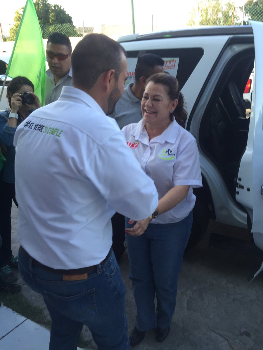 HiramBrahim's tweet photo. @LetyHerreraAle @brahimanzur #somosverdes  #hagamoslojuntos #compromisosVerdes #amorxGómezPalacio #propuestasclaras https://t.co/D5xUOqMwe5